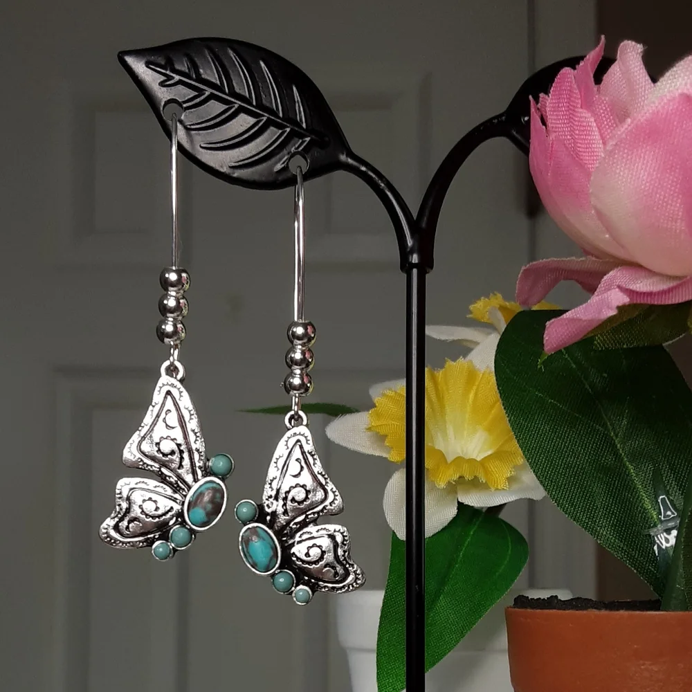 Handmade Butterfly Earrings Turquoise And Silvertone - Picture 4 of 6